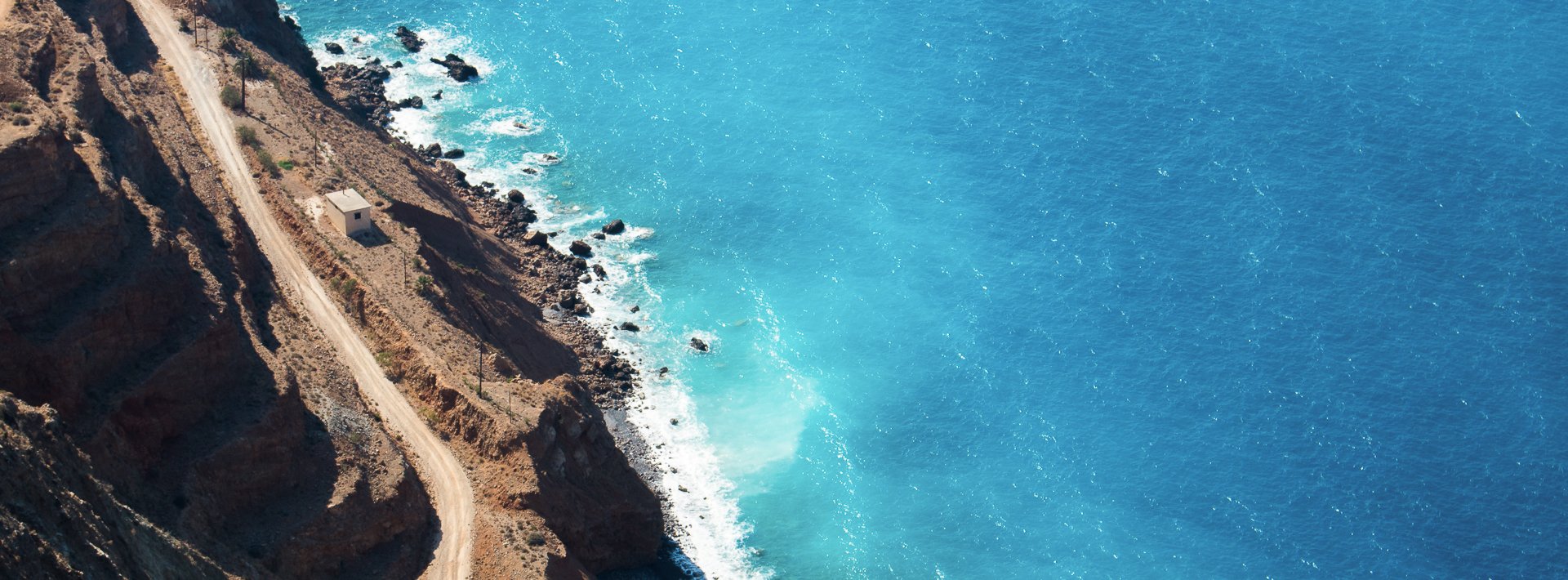 Bord de mer en Grèce © Unsplash Gaetano Cessati Bord de mer en Grèce