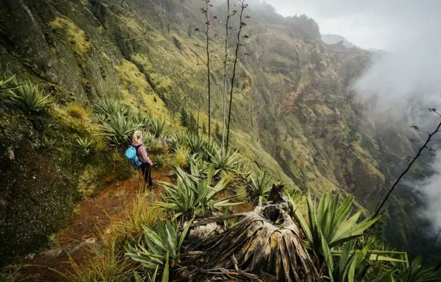 Sur les pentes du volcan à Santo Antao au Cap-Vert