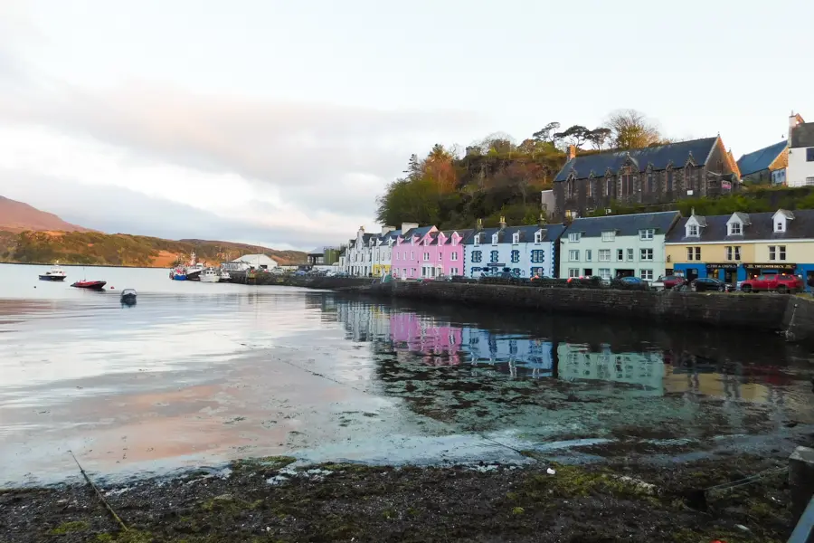 Charmant village de pêcheur de Portree