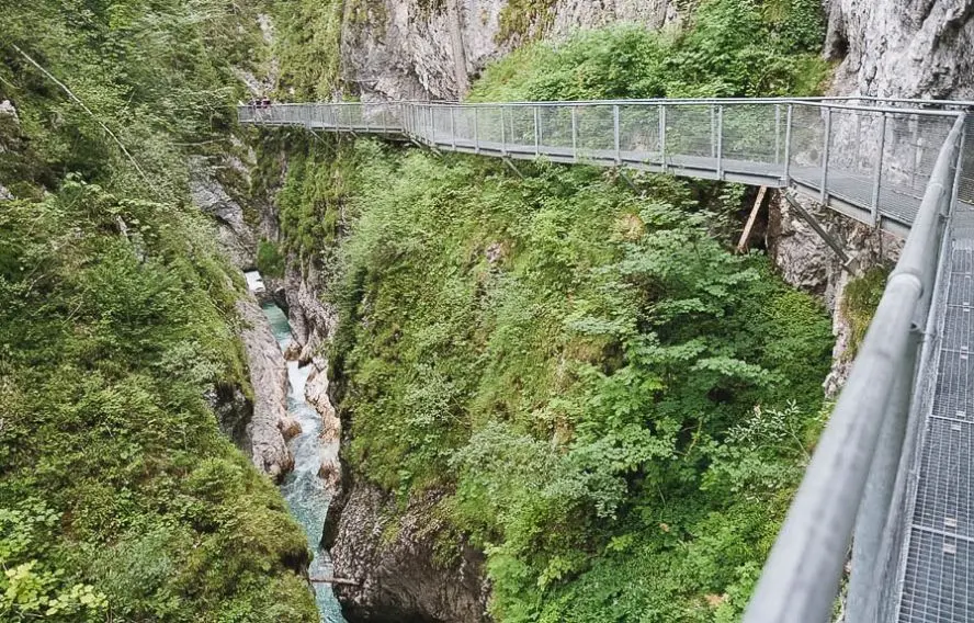 Randonnée dans les gorges de la Zugspitze