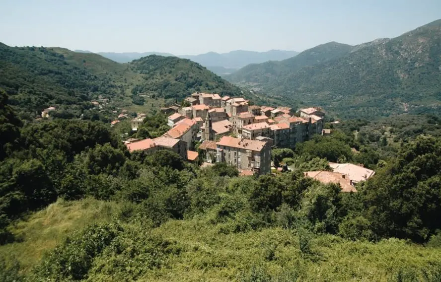 Sainte-Lucie-de-Tallano, de Mare a Mare, corse