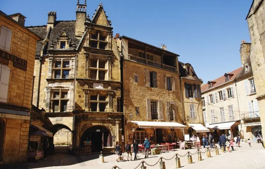 P. Saint-Jean