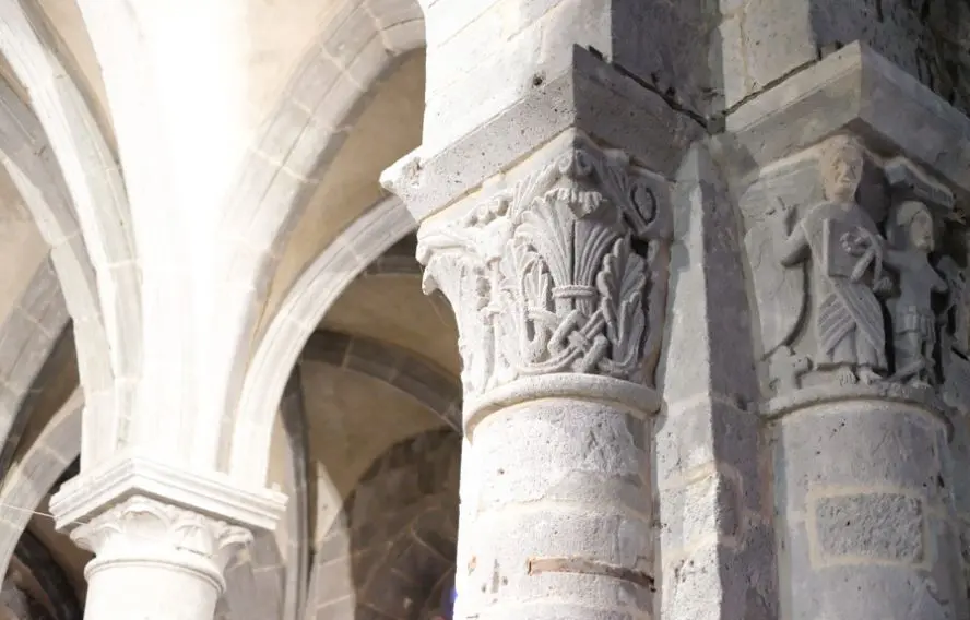 Détail architectural à Besse