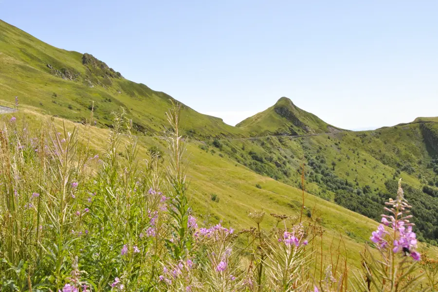 Image Du massif du Sancy au volcan cantalien (GTMC 2)