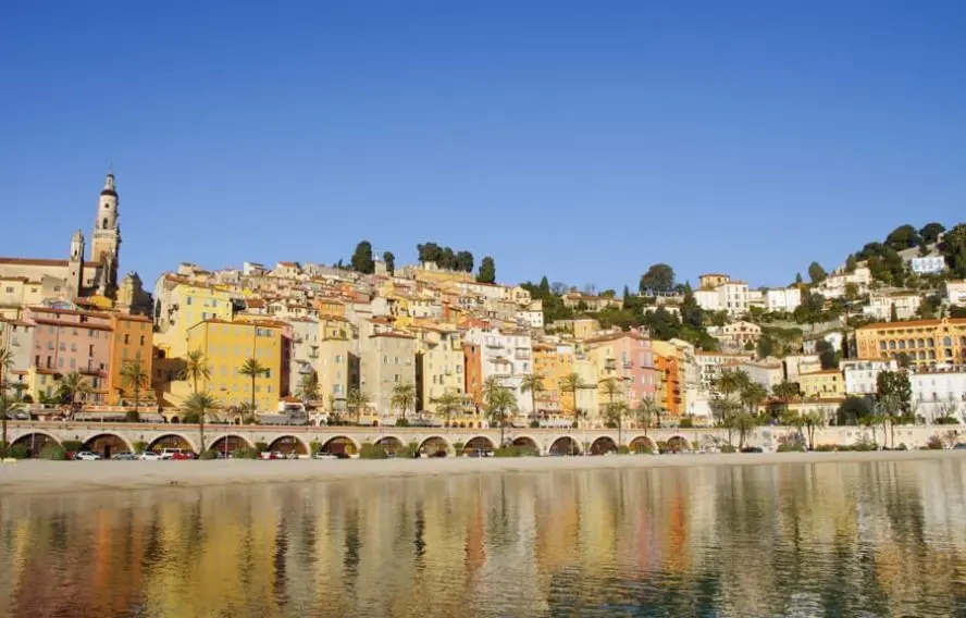 Découverte du village de Menton