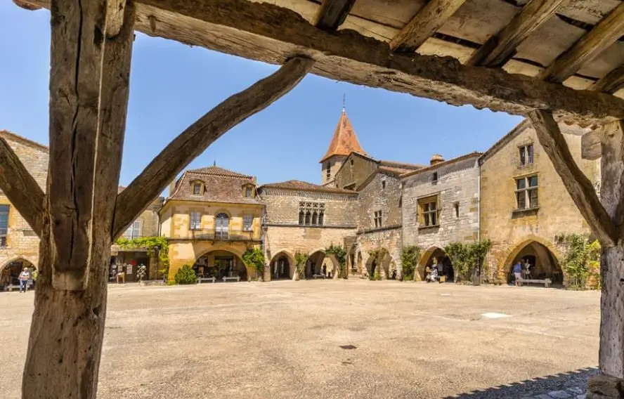 Monpazier, jolie bastide du sud-ouest