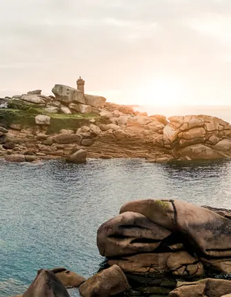 adobestockkarlgrobe cote-granit-rose