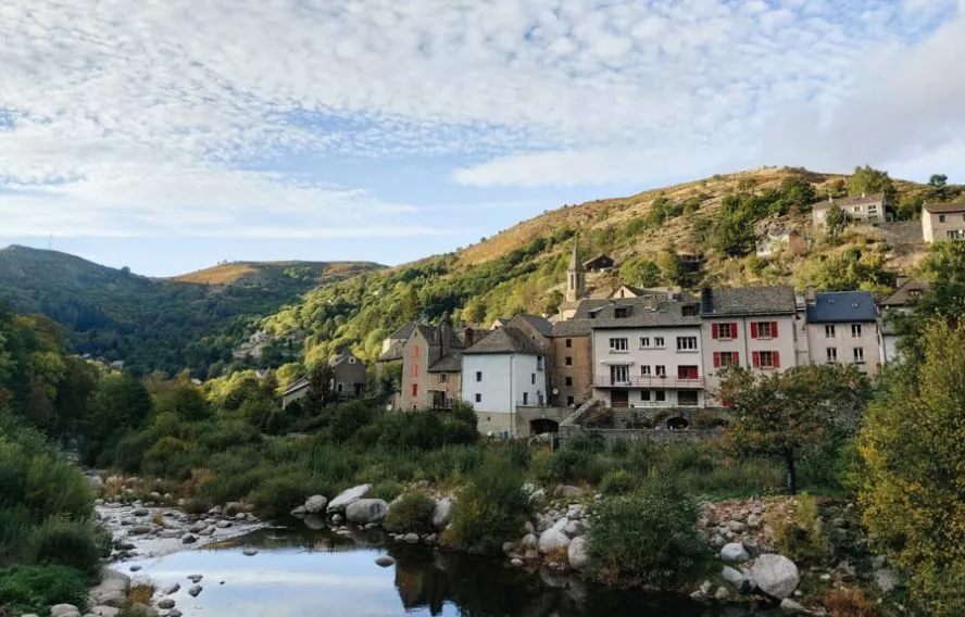 Le Pont-de-Montvert traversé par le Tarn