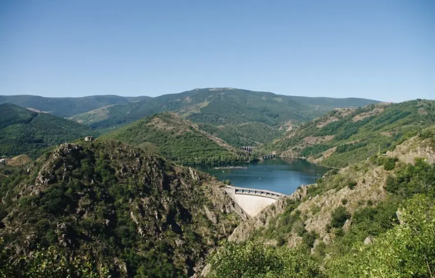 P. Saint-Jean Barrage et lac de Villefort, Lozère