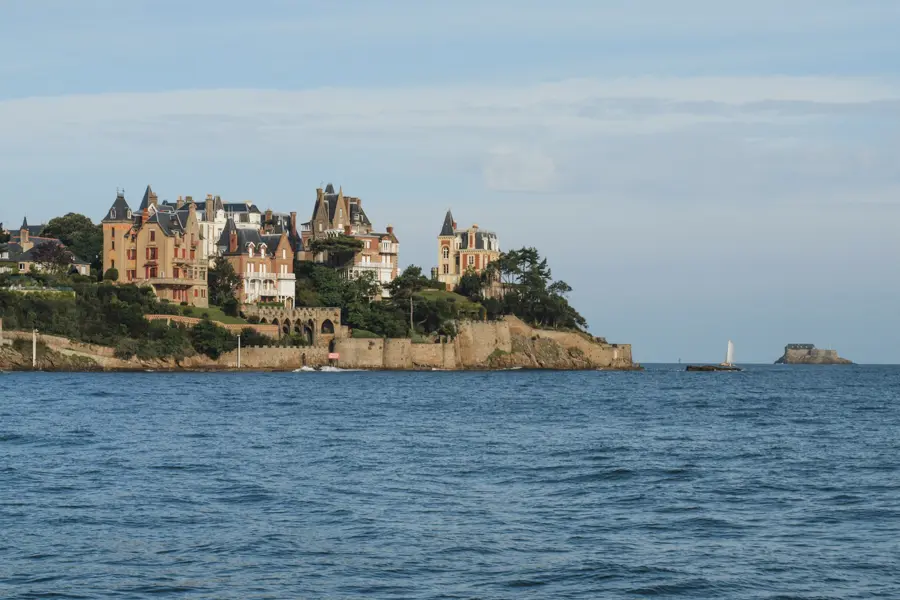 Image GR34 - 15 - la côte d'Émeraude