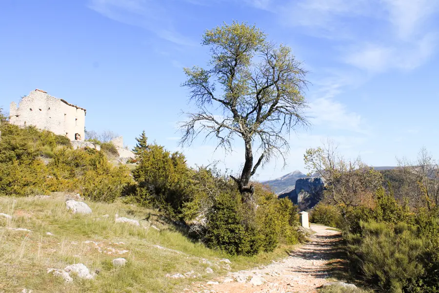 Passage par le village de Chateauneuf-les-Moustiers