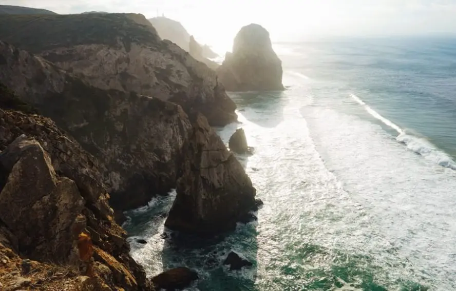 A. Bournerie Falaises à l'Ouest du Portugal, face à l'Atlantique