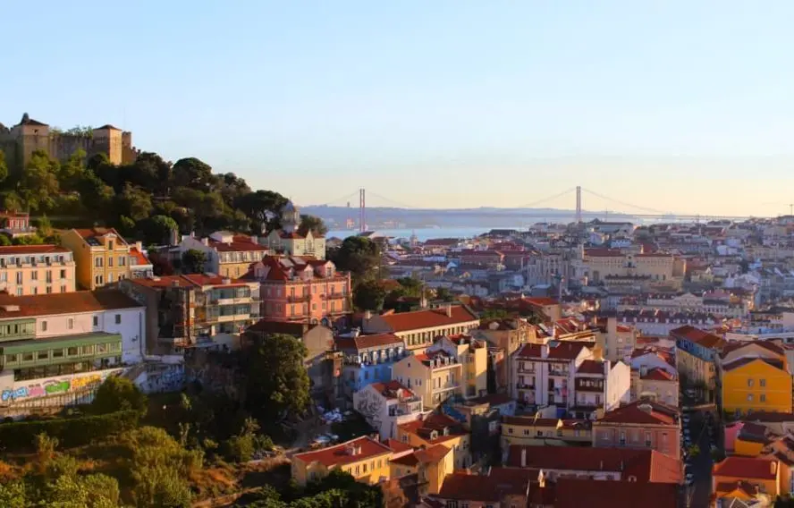 Gemmm Unsplash Lisbonne, ville incontournable de votre voyage au Portugal