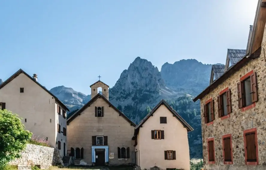 Refuge et sanctuaire de la Madone Fenestre