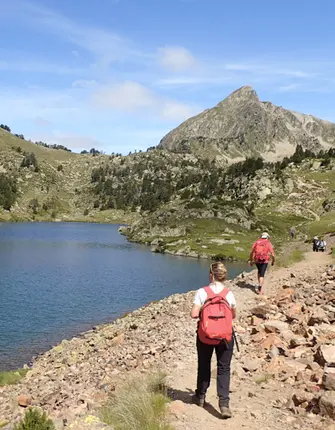 surleshauteurs randonneurs-plus-beaux-lacs-neouvielle