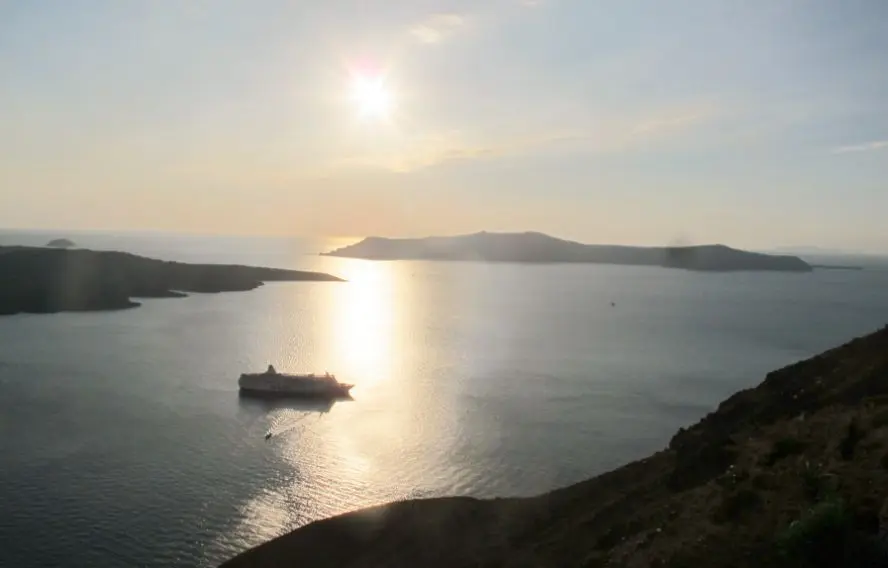 Trek - Cyclades orientales : Naxos, Amorgos et Santorin