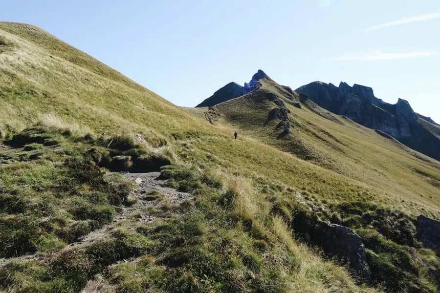 Auvergne, marcher sur des volcans