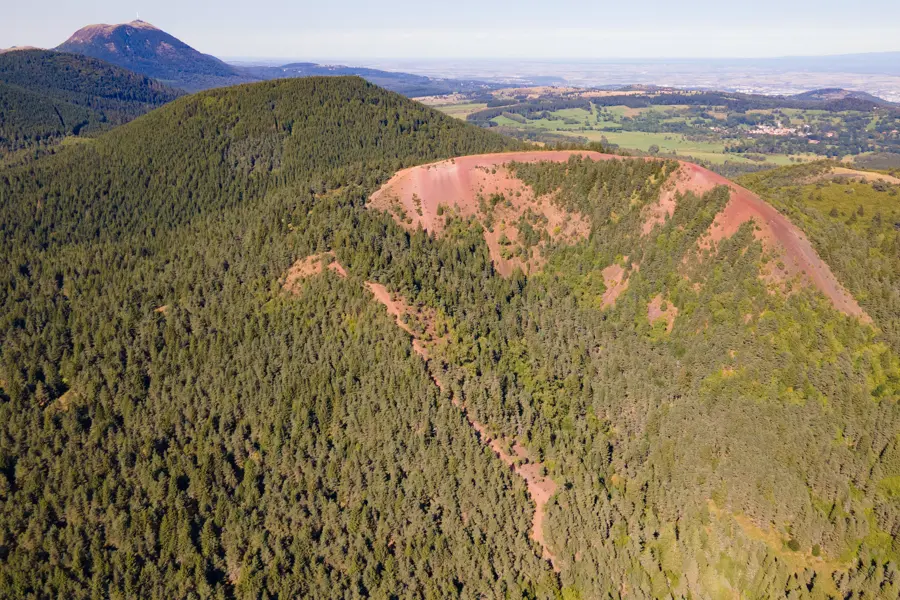 Puy de la Vache et puy de Lassolas