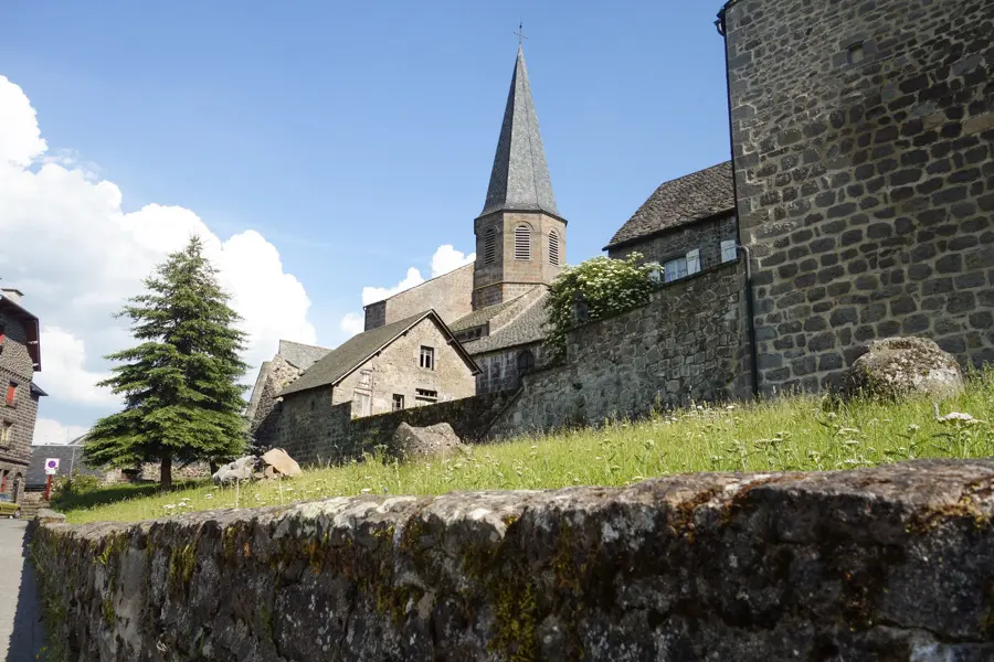 M. Coppin Village de Besse