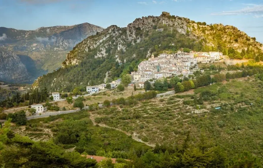 Laurent Saint-Agnès, village du sud de la France