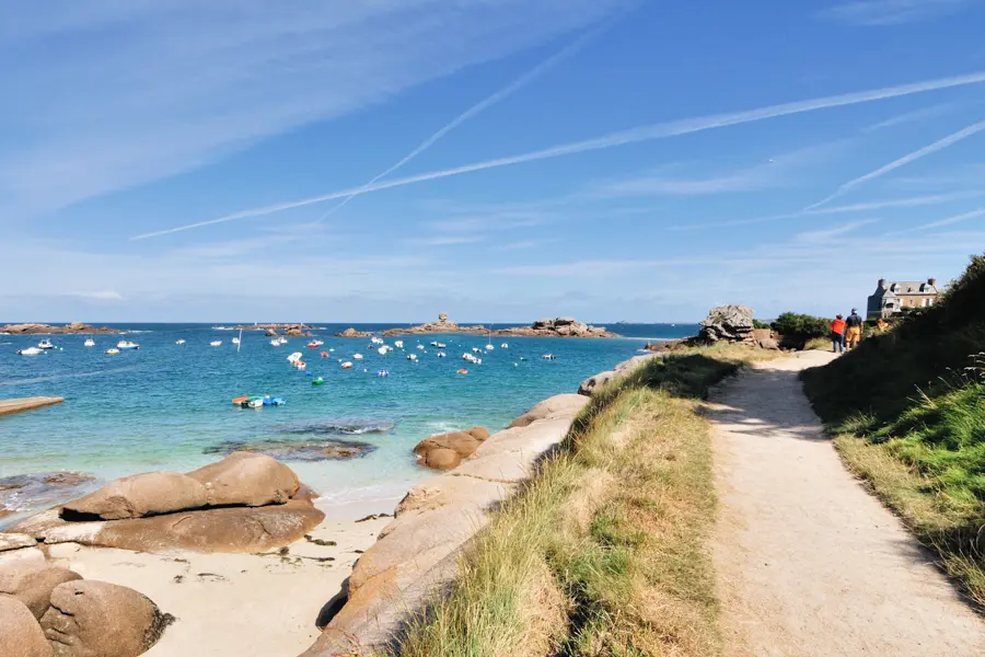 Image L'intégralité de la Côte de Granit rose