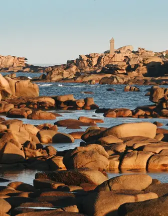 djiggibodgicom-adobestock cote-de-granit-rose