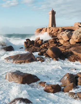 adobestock-jmr ploumanach-cote-granit-rose