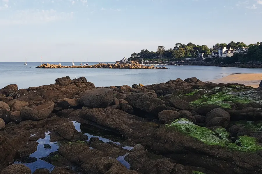 La baie de Concarneau et les îles Glénan