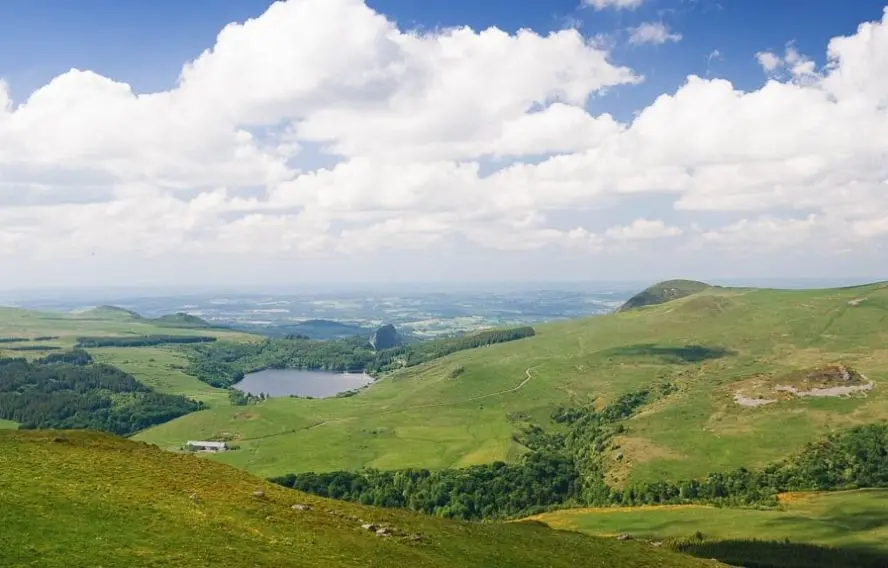 Marche nordique sur les volcans d'Auvergne