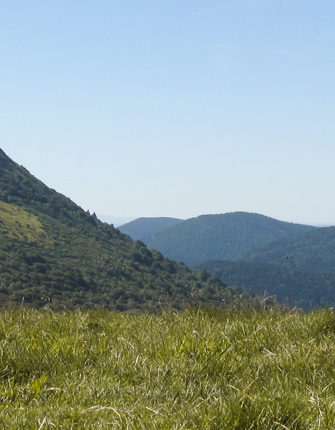 marche-nordique-volcans-auvergne