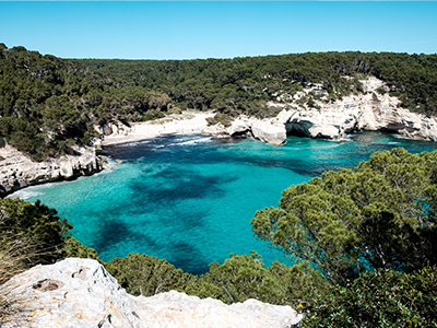 Sur le cami de Cavalls à Minorque