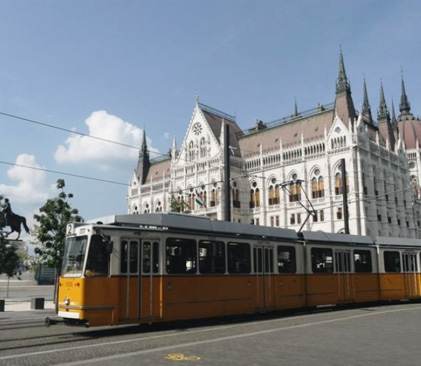 Tramway de Budapest en Hongrie - AGuilloton