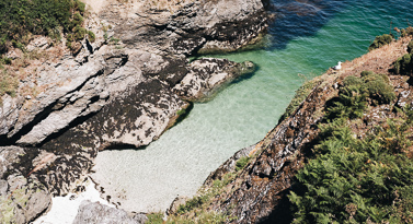 crique à belle-ile-en-mer