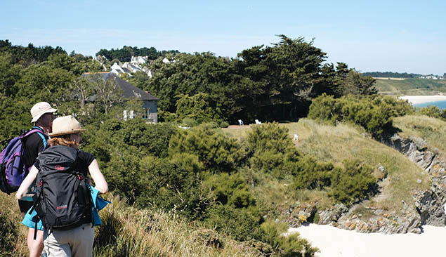 Randonneurs à Belle-Île-en-Mer