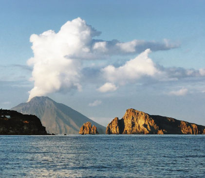 volcan stromboli des îles eoliennes