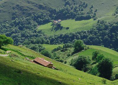 Randonnée Pays Basque : circuit, voyage et trek tout niveau