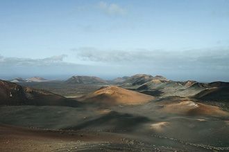 Randonnée sur l'île volcanique de Lanzarote, dans les canaries - BCourbin