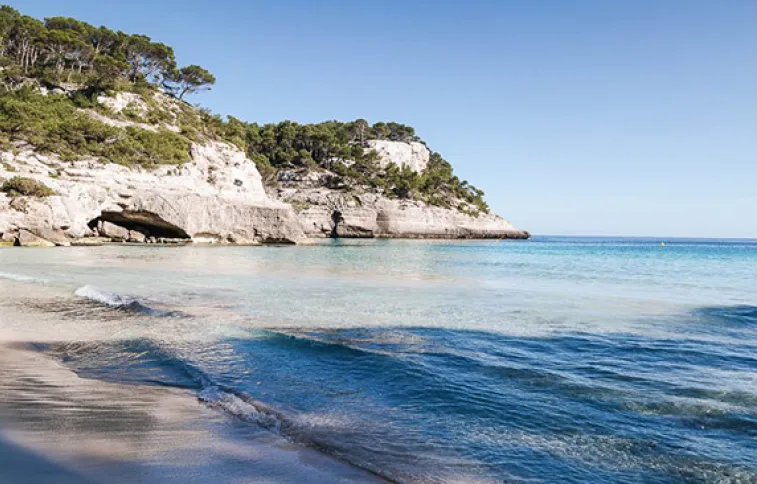 plage-minorque-baleares-espagne-adobestocknanisimova