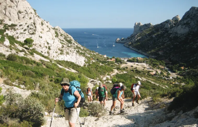 randonneur-cirques-calanques