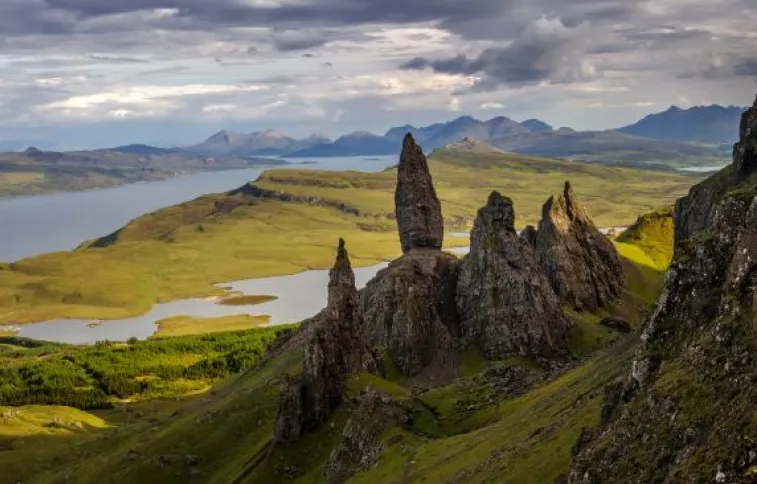 old_man_of_storr_-_ile_de_skye.jpg