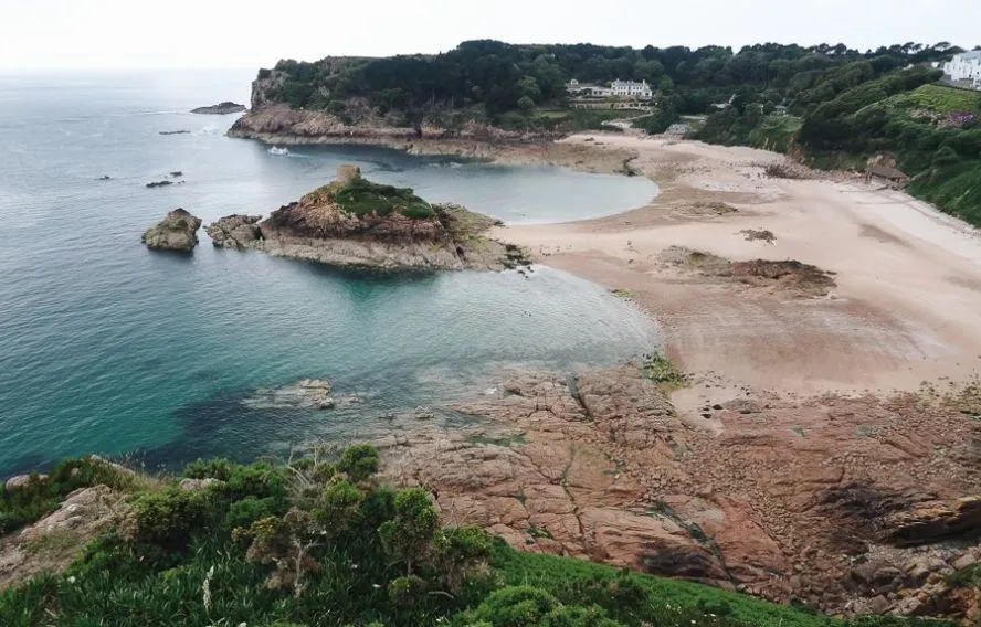 la plage de Guerdain