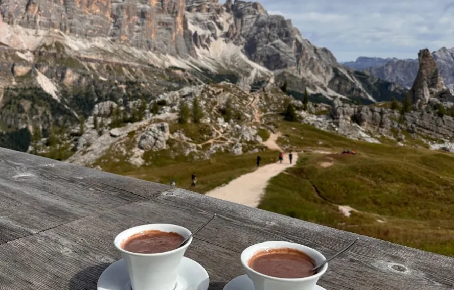 Cinque torri dolomites