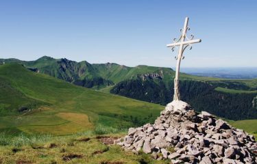 Image Du Puy de Dôme au massif du Sancy