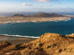 graciosa lanzaroate canaries