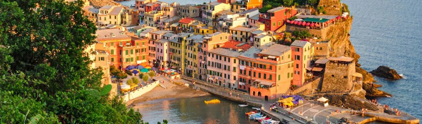 cinque-terre-vernazza-fotolia