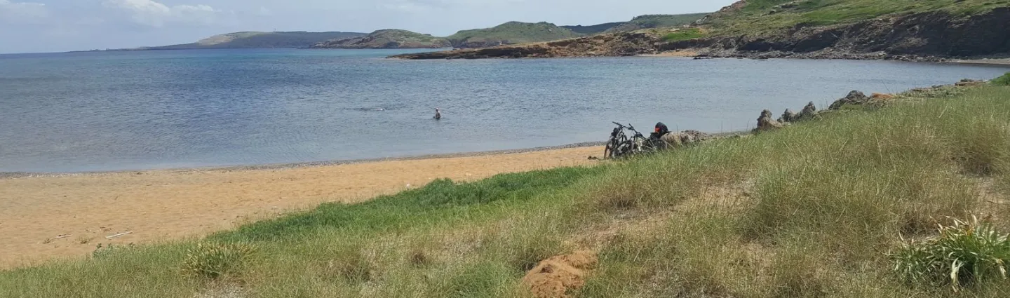 velo-pause-plage-minorque-baleares-sdelaunay