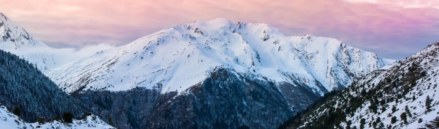pic-midi-pyrenees-adobestock