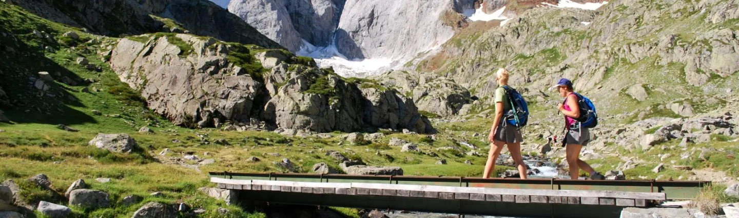 pyrenees-yvann-k-adobestock
