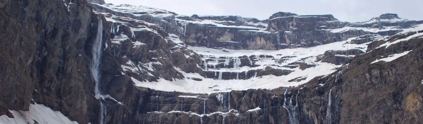 cirque-gavarnie-pyrenees-centrales