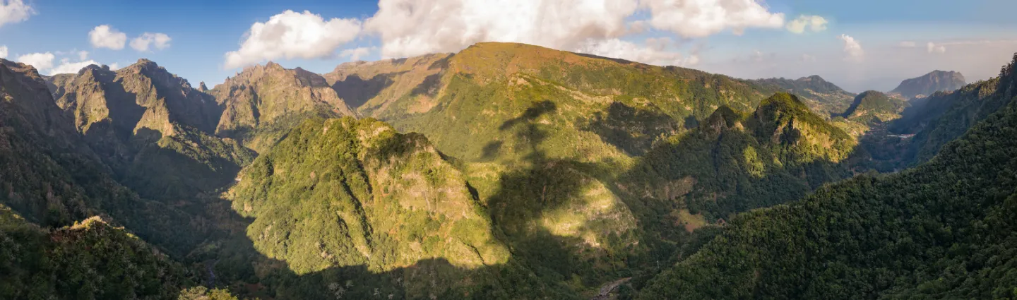 montagnes-levada-madere